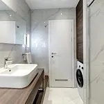 Four Blue Seasons - Luxury *