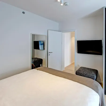 Four Blue Seasons - Luxury