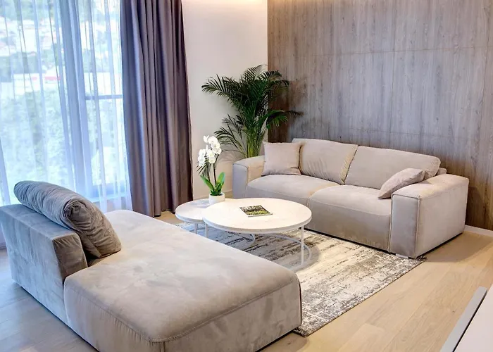 Four Blue Seasons - Luxury Apartament *