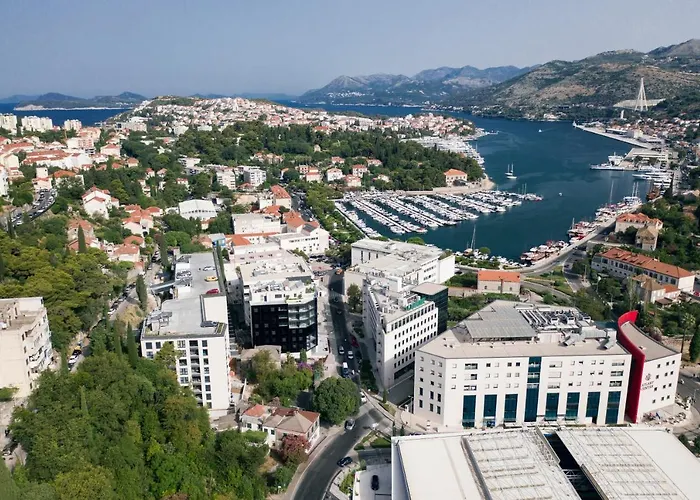Four Blue Seasons - Luxury Apartament *