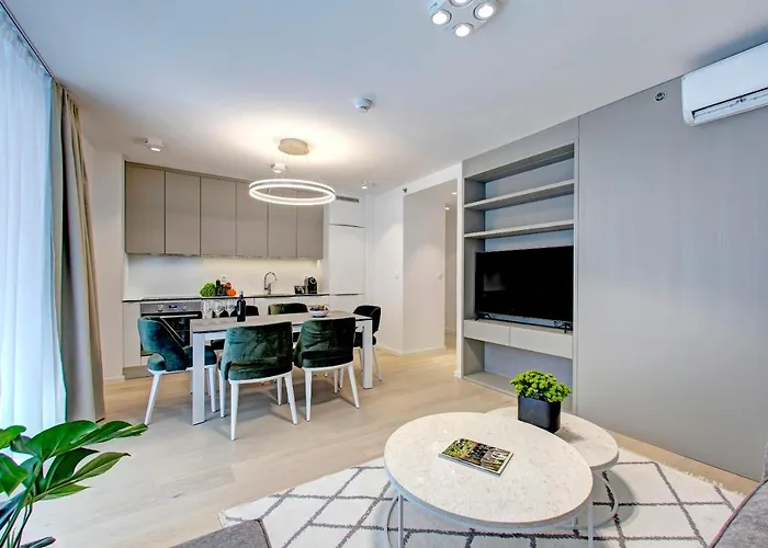 Four Blue Seasons - Luxury Apartament *