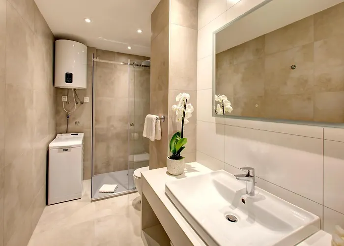 Apartment Four Blue Seasons - Luxury