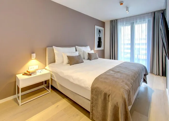 Four Blue Seasons - Luxury