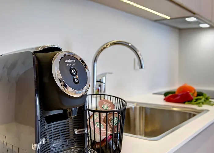 Four Blue Seasons - Luxury *