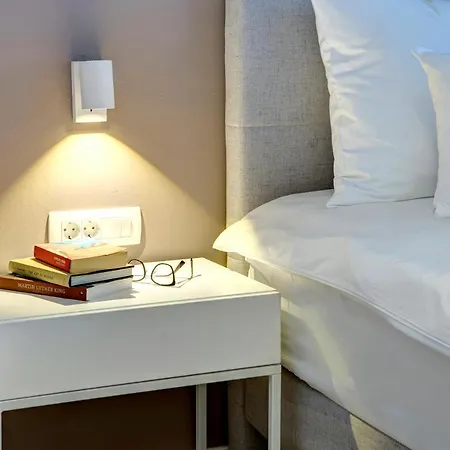 Four Blue Seasons - Luxury Lägenhet *